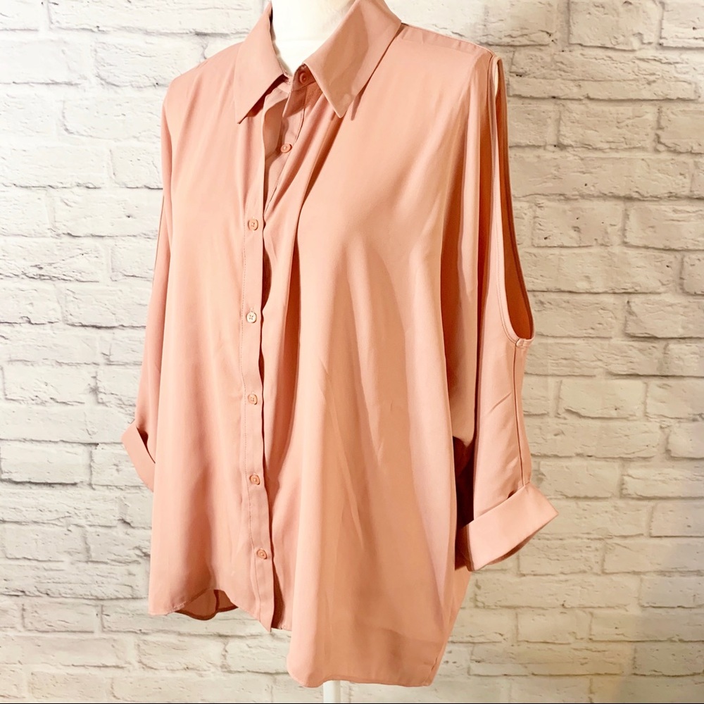 🌻 NWT Womens CHARMING CHARLIE blush COLD SHOULDER